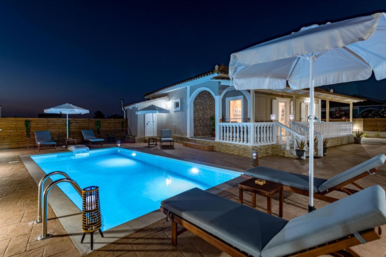 Blossom Villa ลากานาส ภายนอก รูปภาพ