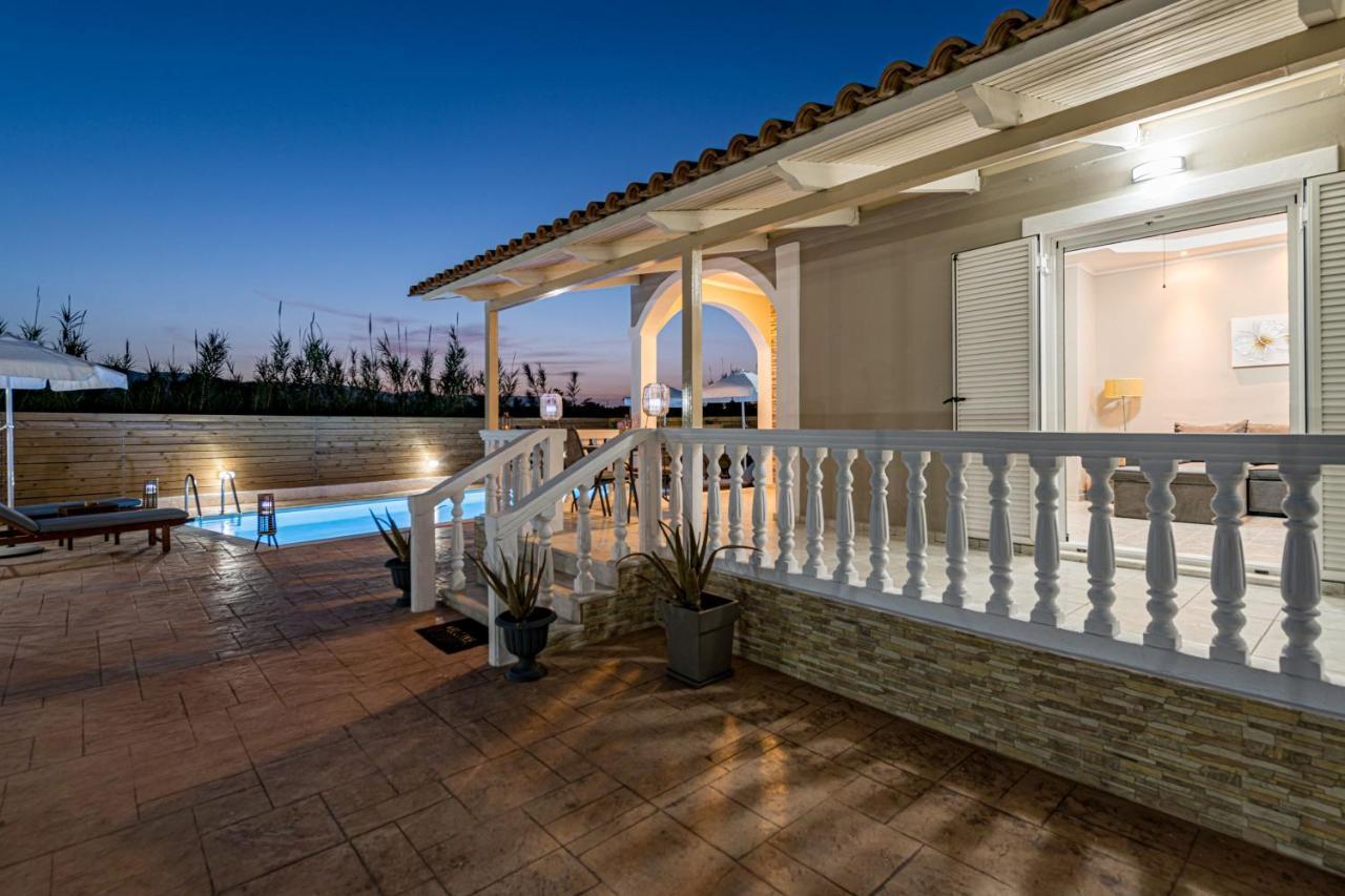 Blossom Villa ลากานาส ภายนอก รูปภาพ