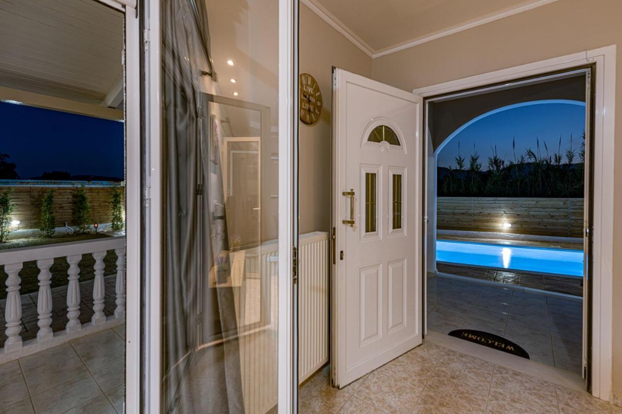 Blossom Villa ลากานาส ภายนอก รูปภาพ
