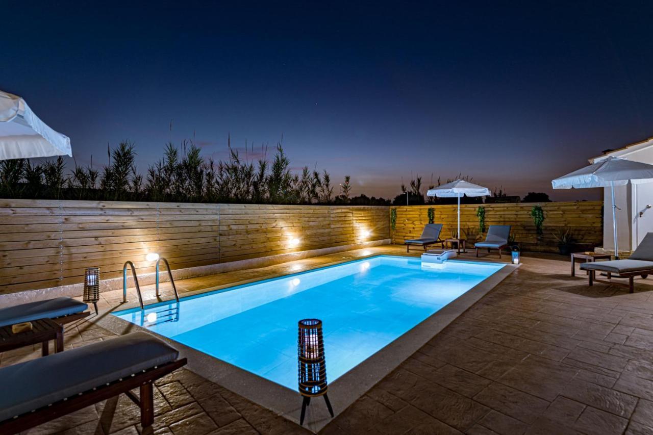 Blossom Villa ลากานาส ภายนอก รูปภาพ